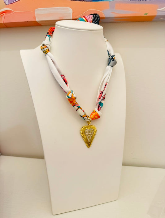 The Create Your Own Necklace-Scarf EE-Zuri Heart