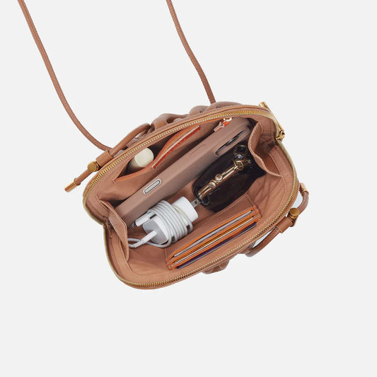 HOBO/ The Isabelle Crossbody/ Pebbled Leather Timber Brown