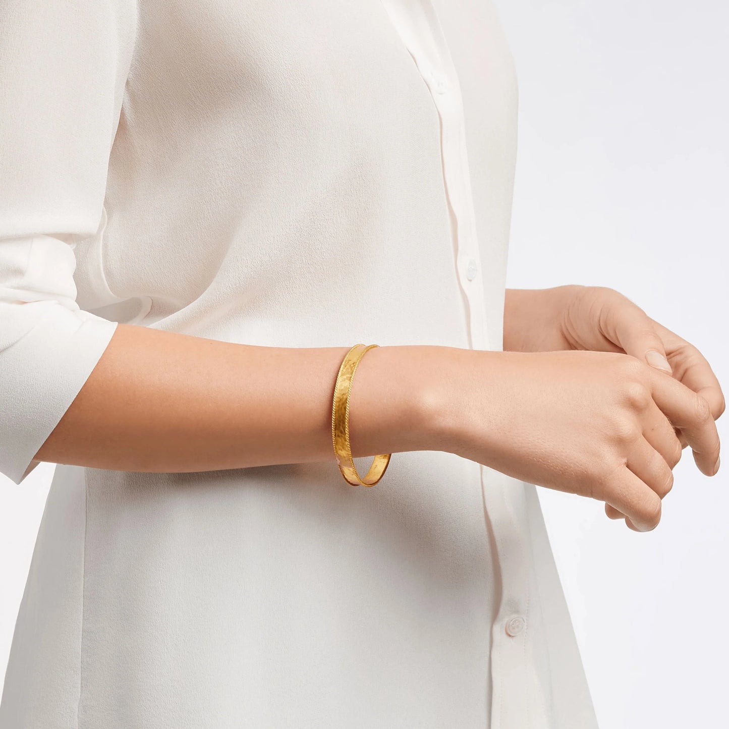 Julie Vos/ Savoy Bangle/ Gold