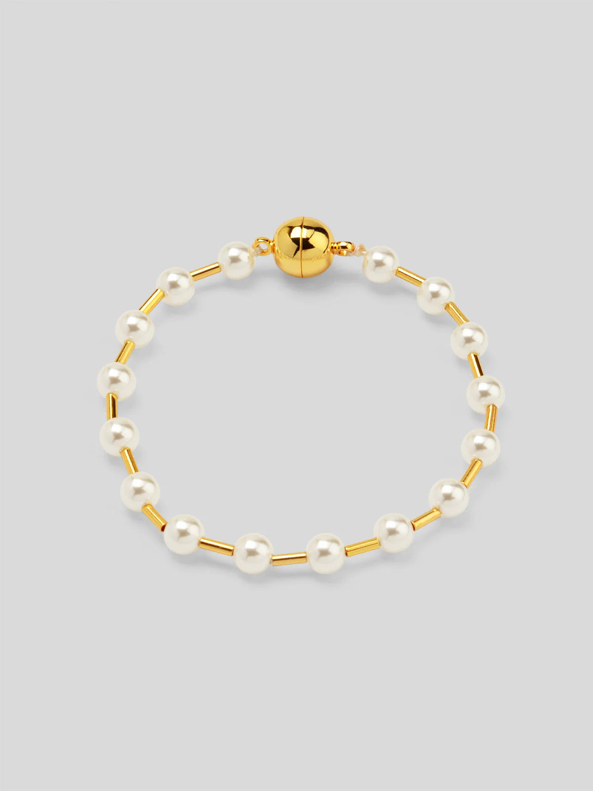 The Pearl Bead Magnet Bracelet