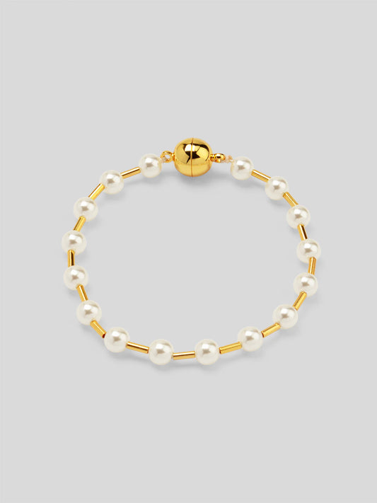The Pearl Bead Magnet Bracelet