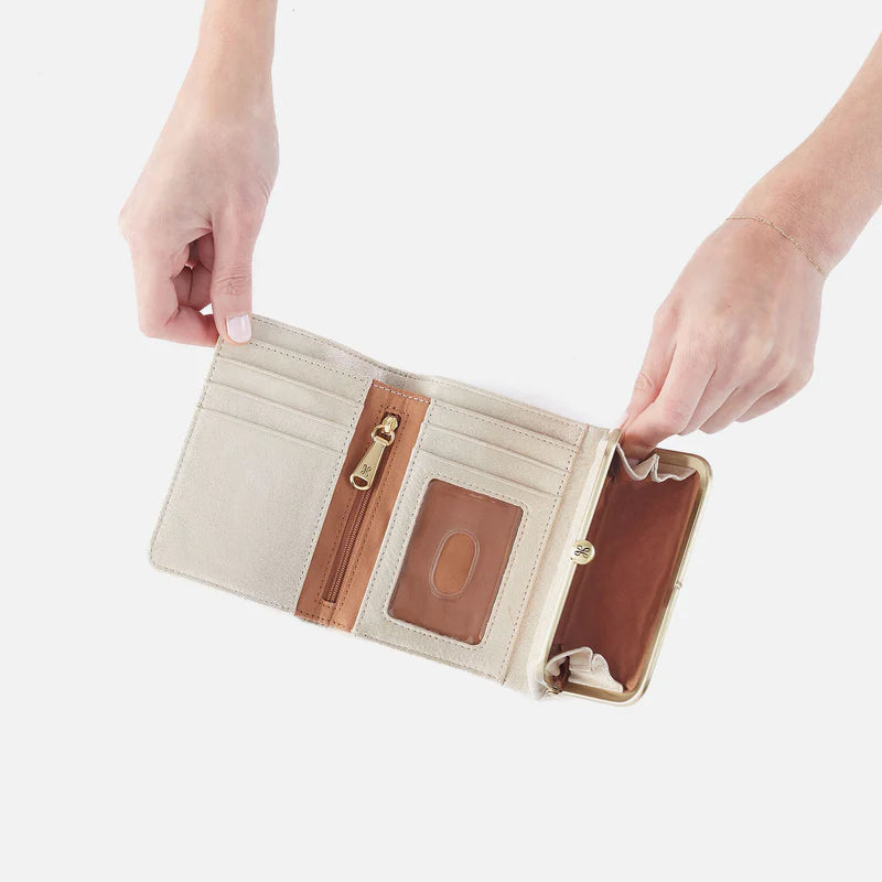 HOBO/ The Robin Compact Wallet/ Metallic Leather Sand Shimmer