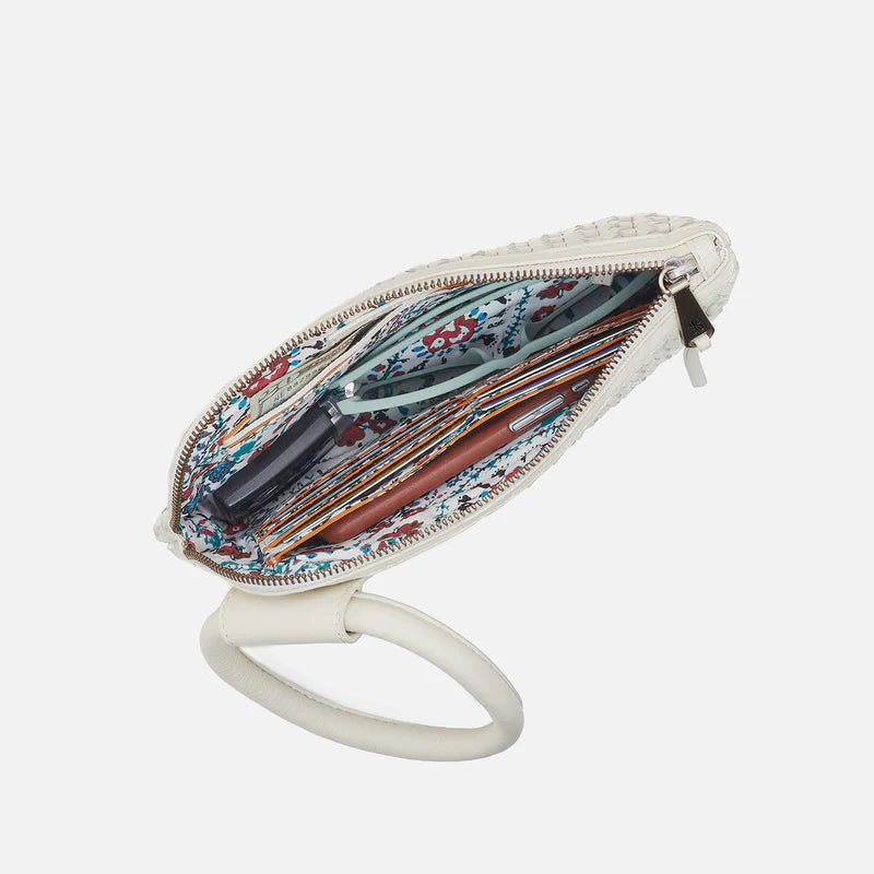 HOBO/ The Sable Wristlet/ Woven Leather Whitecap