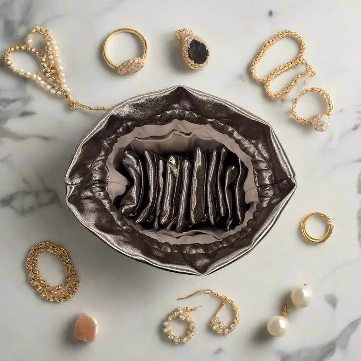 PN/ The Ultra Jewelry Case/ Bronze
