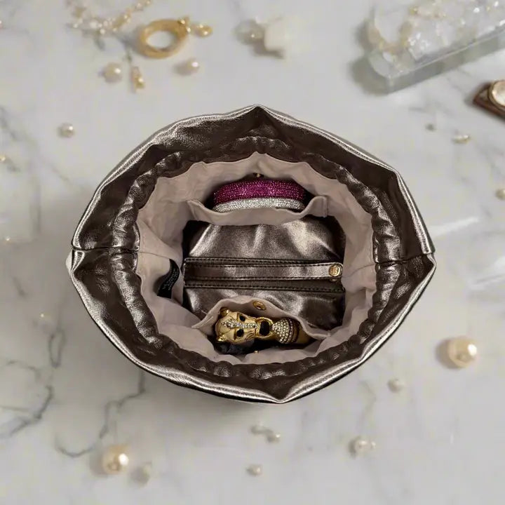 PN/ The Ultra Jewelry Case/ Bronze
