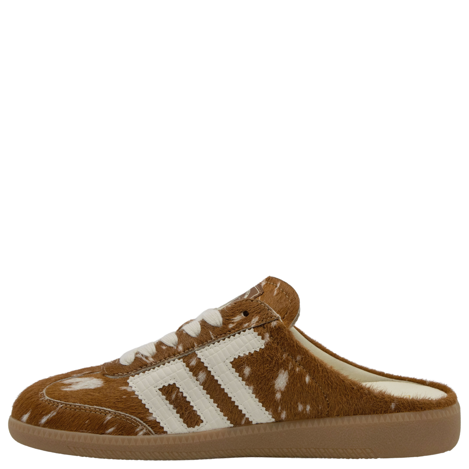 EASTER W26 in SIKA BUTTER, left view