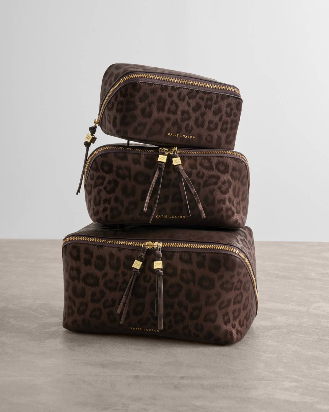 Katie Loxton/ The Soho Medium Makeup + Toiletry Bag/ Chocolate Leopard