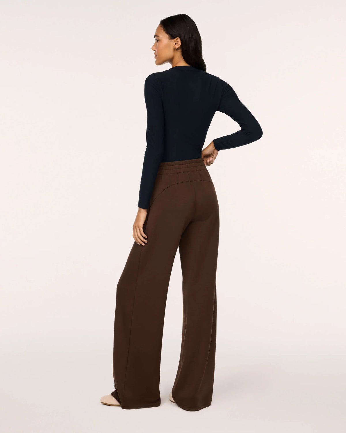 SPANX/ The AirEssentials Wide Leg Pant/ Umber Root
