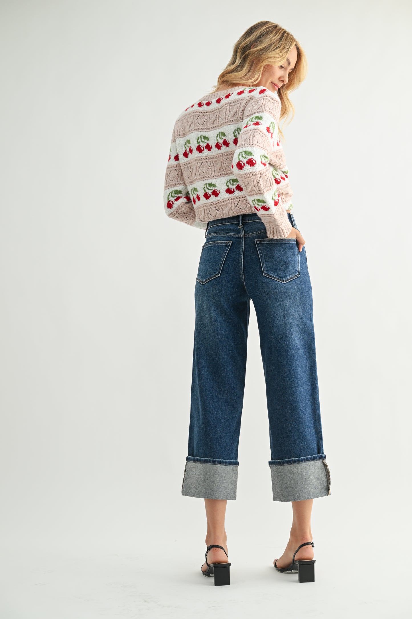 JBD/ The Petite Cuffed Slim Wide