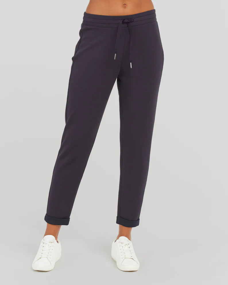 SPANX AirEssentials Tapered Pants